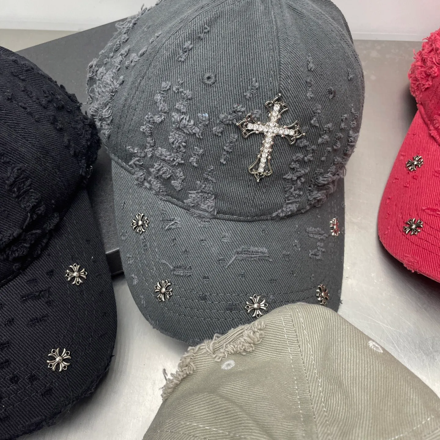 Welcome to inquire, 🆕Crow Heart Baseball Cap
